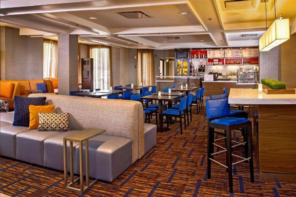 Sonesta Select Durham Research Triangle Park Hotel Bagian luar foto